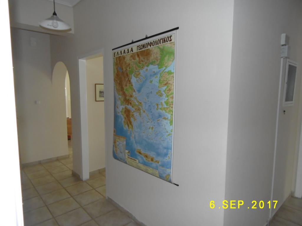 Spacious Apartment Corinth Exteriör bild